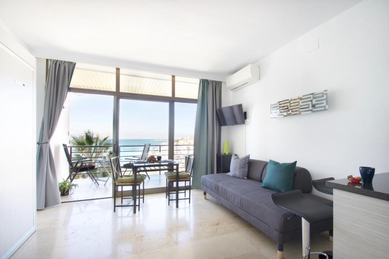 Sea Front Studio With Spacious Balcony Santa Clara Торемолинос Екстериор снимка
